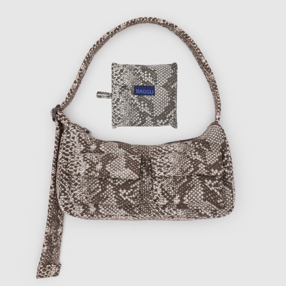 BAGGU Handbags - *NWT* BAGGU Cargo Shoulder Bag & Standard Bag Set In Snakeskin Print, Snake Skin